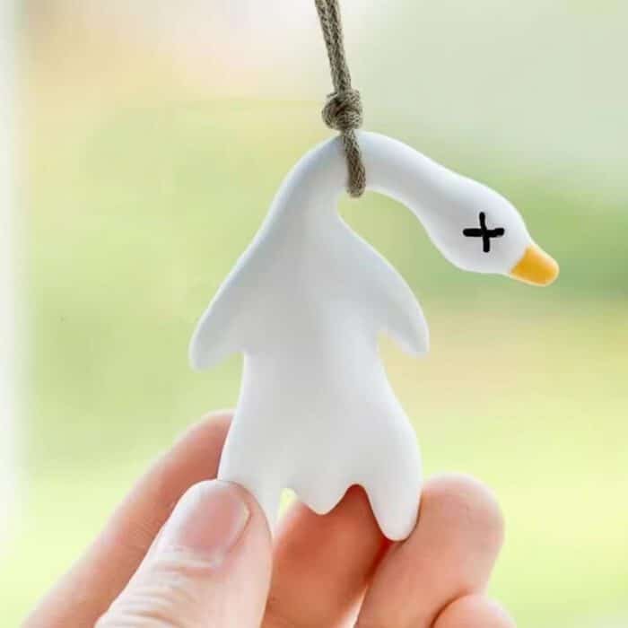 DuckDazzle™ – UV Magic Roast Duck Car Toy - Image 3