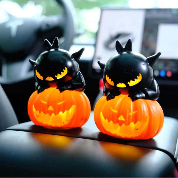 Creative Halloween Pumpkin Light Decor - Image 2